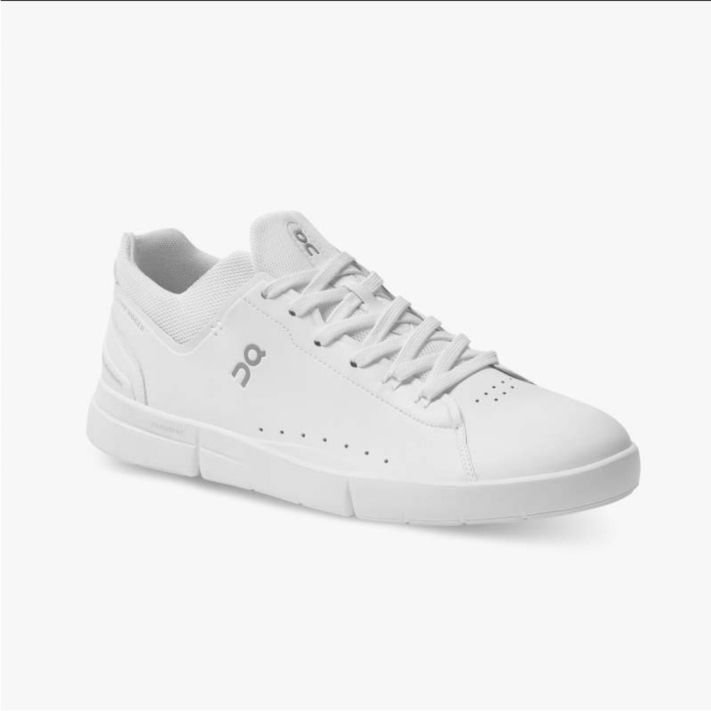 Women’s Oncloud Sneakers